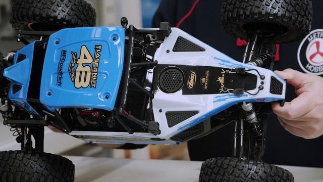 The Losi Lasernut 1/10 4WD RC Rock Racer | Radio Control Up Close смотреть онлайн