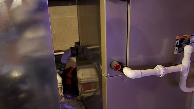 Cooling an Entire House With a Small Window Air Conditioner смотреть онлайн
