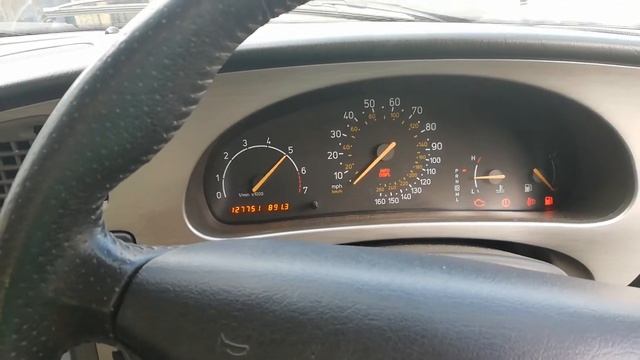 T7037