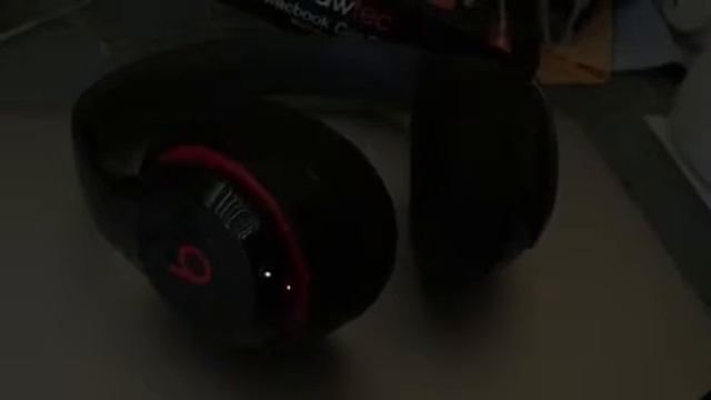 Beats Studio 2.0 Resets Itself In Infinite Loop