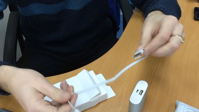 Повербанк Xiaomi. Как оказалось оригинальный! смотреть онлайн