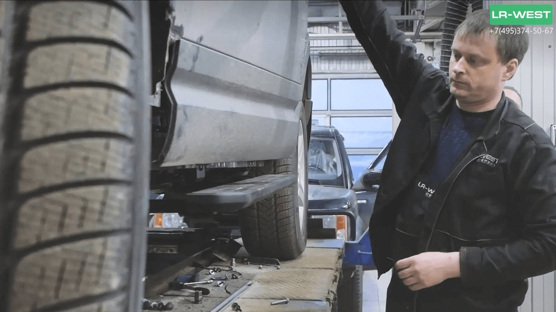 Установка выдвижных порогов за 200.000 руб. на Дефендер L663 смотреть онлайн