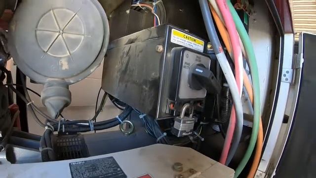 Isuzu 56 kW Diesel Genset GEN-1250 смотреть онлайн