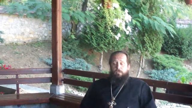Архимандрит Михаил поет на русском (часть 2) смотреть онлайн