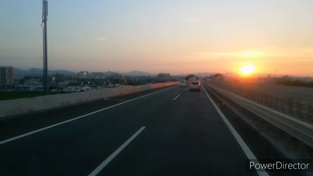 【4tトラック運転手】道の駅myベスト10入りした所で休息😌🌃💤深夜の温泉♨️意外に○○だった😳小谷SA →熊本🚚#精密機器#高さ制限#進入禁止#みちしお貝汁#道の駅#弁当のヒライ смотреть онлайн