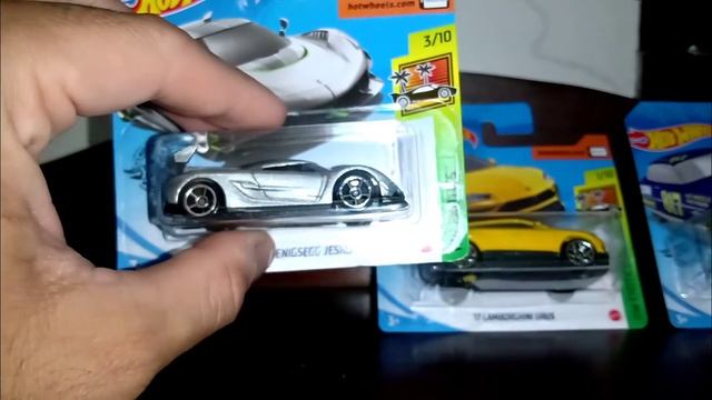 Review - Hot wheels escala 1 64 : 2020 Koenigsegg Jesko , 17 Lamborghini Urus , 52 Hudson Hornet . смотреть онлайн