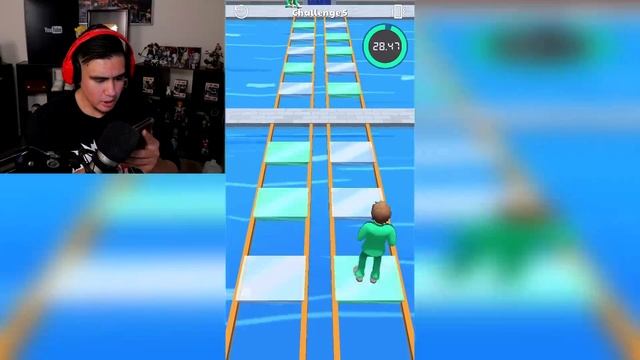 SQUID GAME Mobile Games Are DIFFERENT (and weird) смотреть онлайн