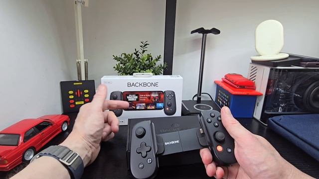 BACKBONE One Gen 2 mobile gaming controller смотреть онлайн