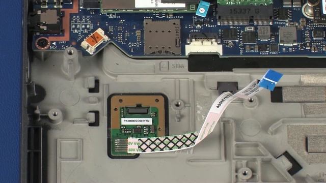 Replace the Fingerprint Reader Board | HP ZBook 17 G3 Mobile Workstation | HP Support смотреть онлайн