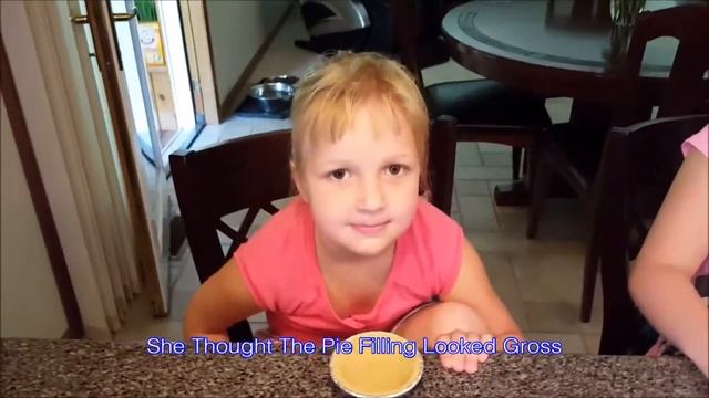 DIY 60-Second Apple Pie (Fun With Kids) смотреть онлайн