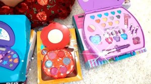 Диана хочет играть с Папой и не идти на День рождение