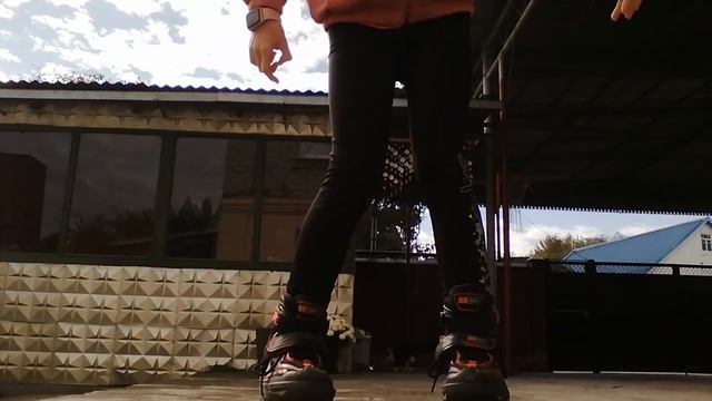 как научиться кататься задом на роликах смотреть онлайн