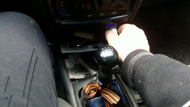 Тест недорогой авто зарядки для смартфона смотреть онлайн