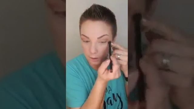 Hooded eye eyeshadow tutorial смотреть онлайн
