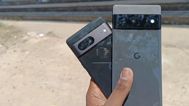 Pixel 7 User Experience & Review 40K Worth 😍 ? Flipkart Offer ! 🤯 #Pixel7 #VarshaMobiles смотреть онлайн