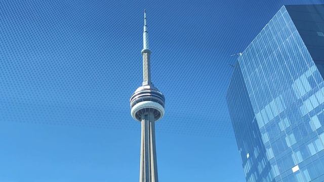 CN Tower from my office window смотреть онлайн