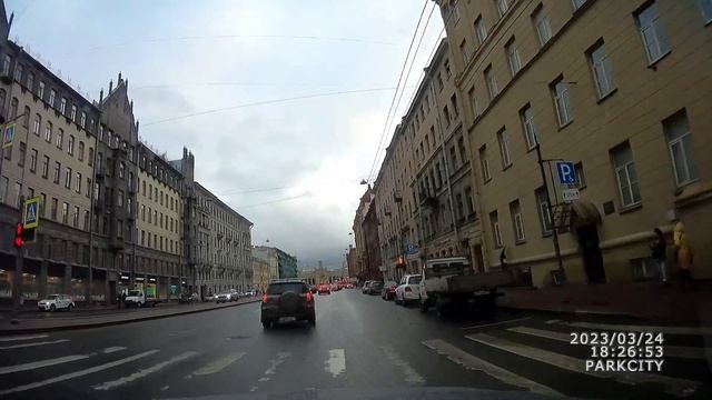 Гонщик-олень на Genesis гонит на красный смотреть онлайн