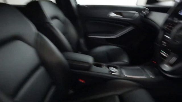 MERCEDES BENZ GLA200 SPORT EXECUTIVE DA68 BTV WALK AROUND смотреть онлайн