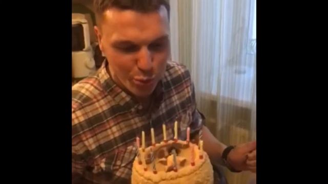 Небритый и пьяный смотреть онлайн