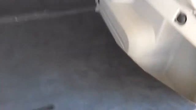 2006 Dodge MAGNUM Prepping And Installing WEATHER TECH Laser Measured Mats