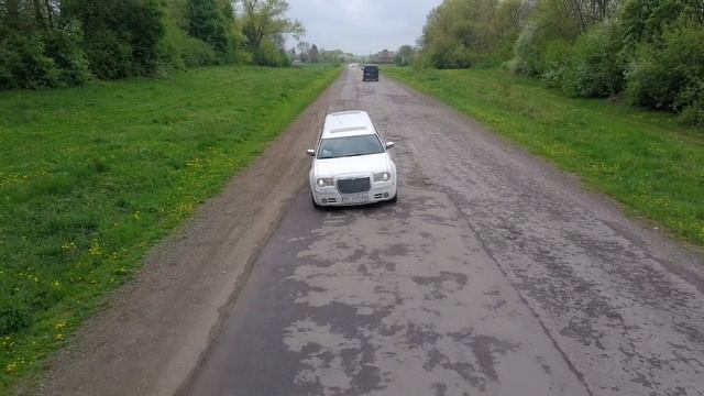 ЛІМУЗИН CHRYSLER 300C для Вашого свята.... смотреть онлайн