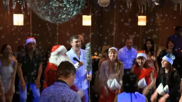 С Новым Годом! смотреть онлайн