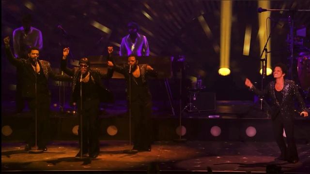 Silk Sonic - Smokin Out the Window - Live at Dolby Live at Park MGM, Las Vegas - May 7, 2022 смотреть онлайн