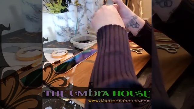 Glass Artist Makes An Incense Burner & Storage Box смотреть онлайн