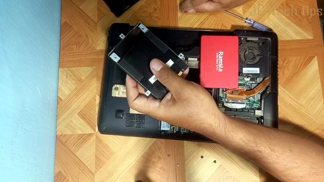 Replace/Upgrade SSD On Lenovo IdeaPad Z370