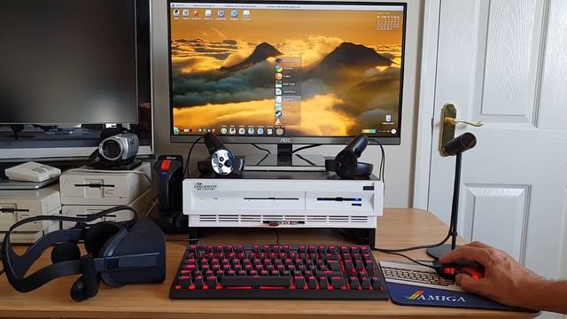Checkmate A1500 Plus VR Ready system with Amiga Forever and Amikit смотреть онлайн