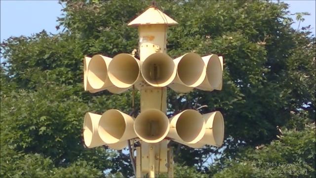 Federal Signal 3T22, Short Alert - Laurens, SC 8/31/13 (Tornado Siren Test, FULL HD)