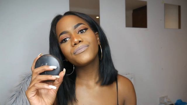 10 Essential Makeup Products for Beginners + TUTORIAL смотреть онлайн