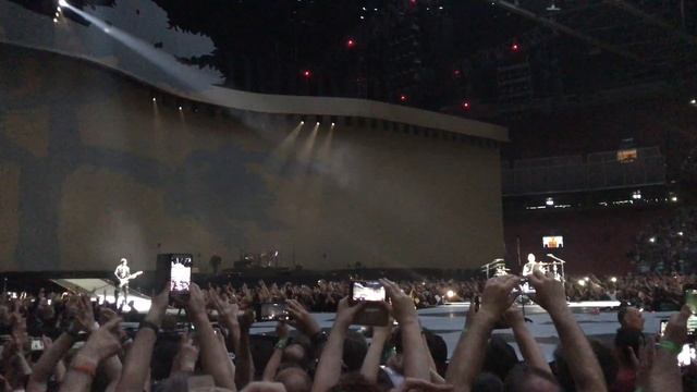 U2 - Sunday Bloody Sunday 29-7-2017 Amsterdam 4K смотреть онлайн