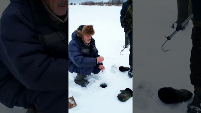 Рыбалка на жерлицы смотреть онлайн