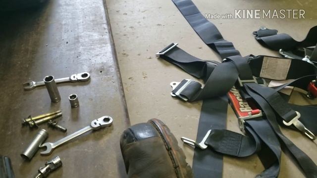 New seat belts, floor repair and it stalls how high? смотреть онлайн