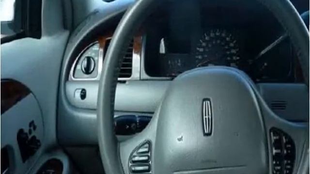 1999 Lincoln Town Car Used Cars Merritt Island FL смотреть онлайн