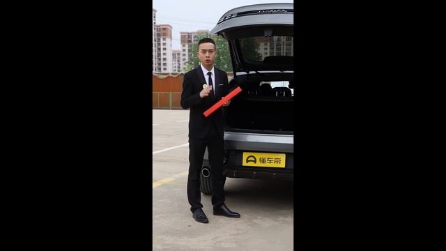 03 Lynk & Co 05 Использование треугольных знаков и сигнальных огней для моделей 2020 года выпуска смотреть онлайн