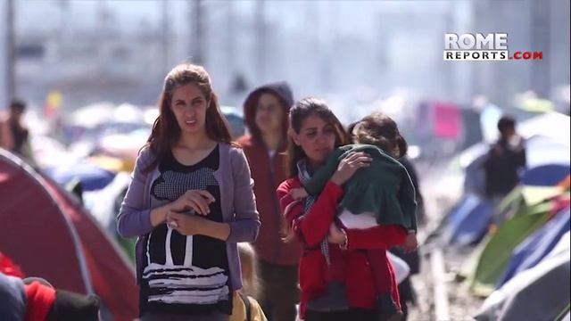 Vatican calls for global effort to help 51 million internally displaced people смотреть онлайн