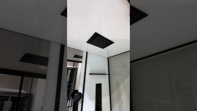 Душевая кабина «Black & White» G8028 115/90 низкий поддон прозрачная/белая с гидромассажем смотреть онлайн