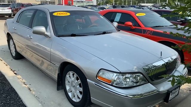 2008 Lincoln Town Car Signature Series Edition Loaded Ready to Go! смотреть онлайн