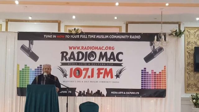 Shabaz Qumar reading Hamad bari Tala at Radio Mac OPPENING 2019 смотреть онлайн
