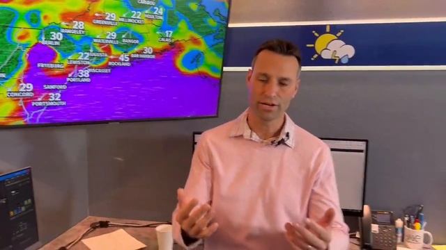 Thousands of Mainers without power as nor'easter makes its presence known смотреть онлайн
