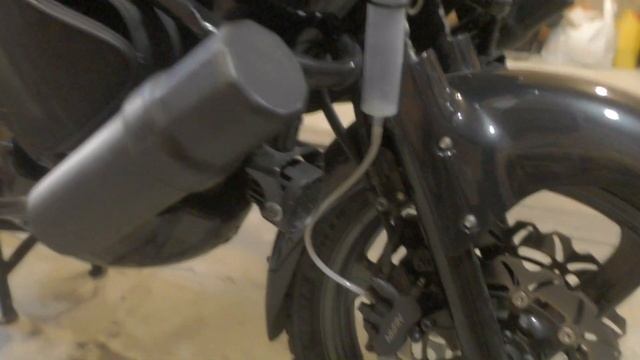 Прокачка гальмівної системи Honda Varadero xl1000 смотреть онлайн