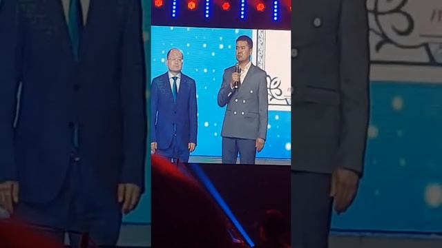 Момент получения Сертификата"Халал-Казахстан" --это почетно и важно; так только на высоком М уровне смотреть онлайн