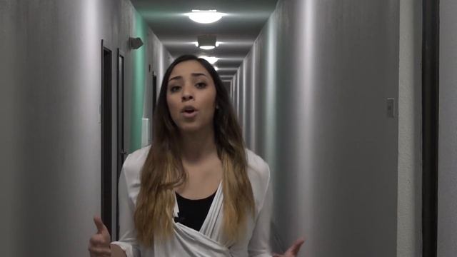 U of A Student Falls Out of Fourth Floor Window смотреть онлайн