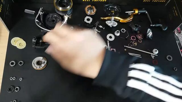 ♡릴팩토리♡ 다이와 토너먼트 25000SHLBD (DAIWA TOURNAMENT 2500SHLBD MAINTENANCE , SPINNING REEL OVERHAUL) смотреть онлайн