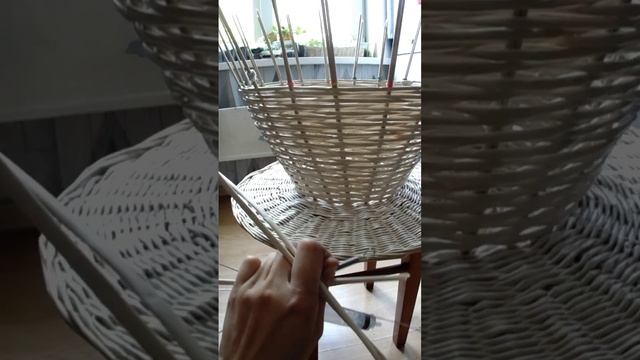 Плетём кашпо в виде чайной чашки. Фрагмент 2 смотреть онлайн