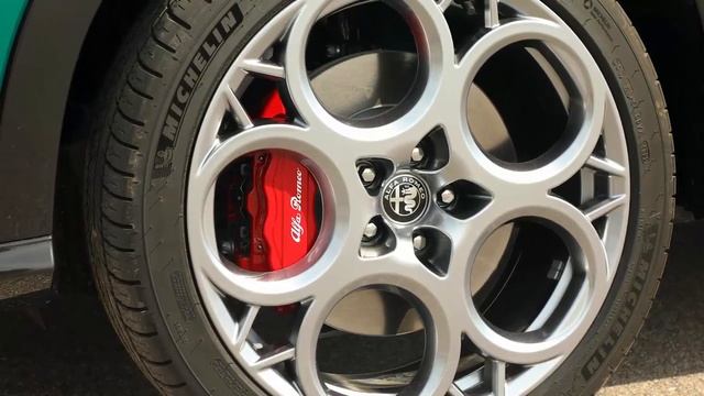 Alfa Romeo Tonale 2024 Teaser смотреть онлайн