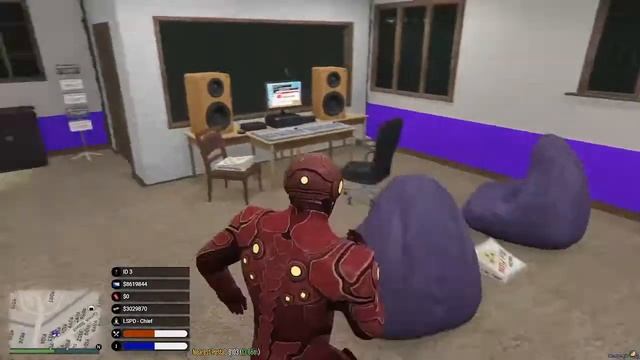 I work Live in Roblox Studio and play SCR