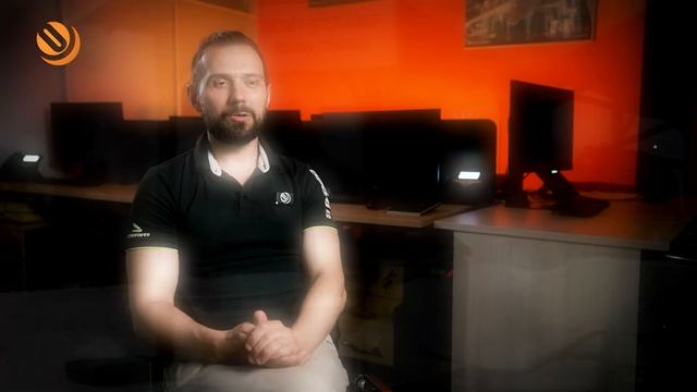 Троянский танк. Историю деда рассказывает Артём Половченя смотреть онлайн